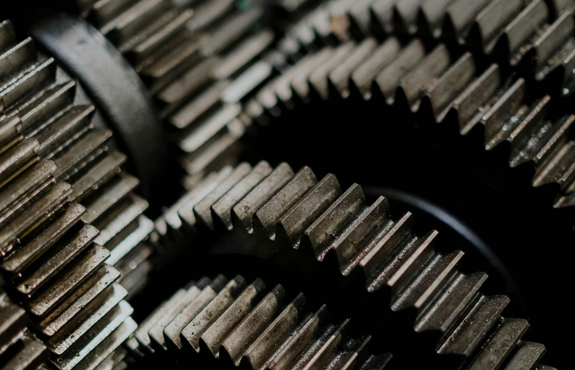 Settori industriali in cui si usano le macchine per il taglio a getto d’acqua